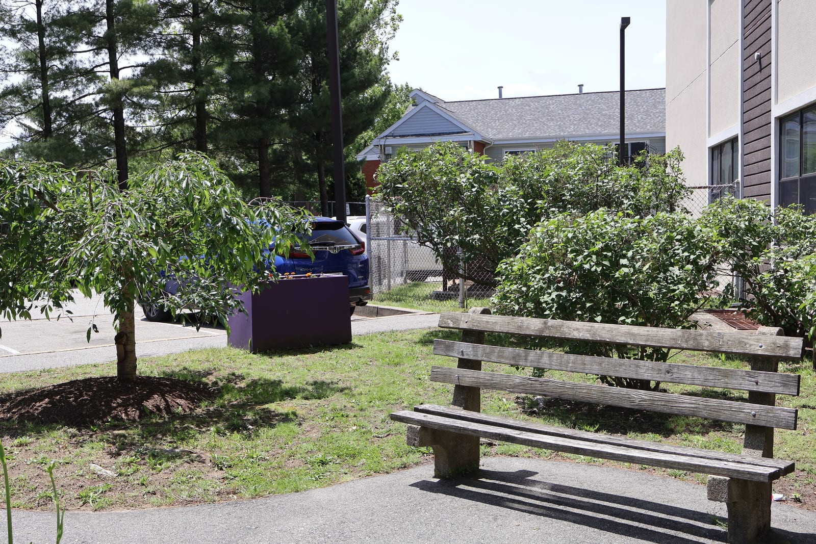 Outdoor courtyard at Advinia Care Providence