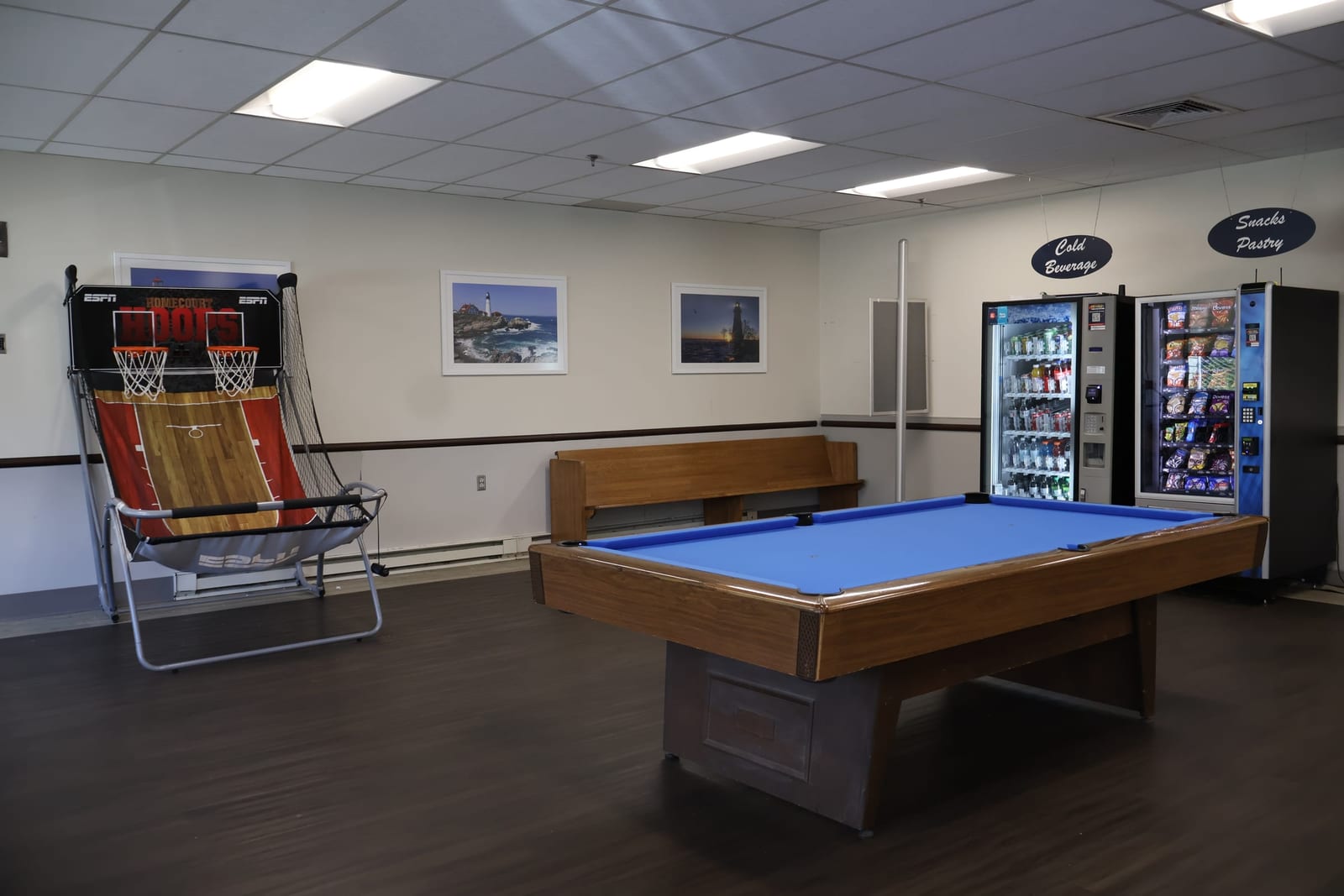 Lounge pool table at Advinia Care Providence
