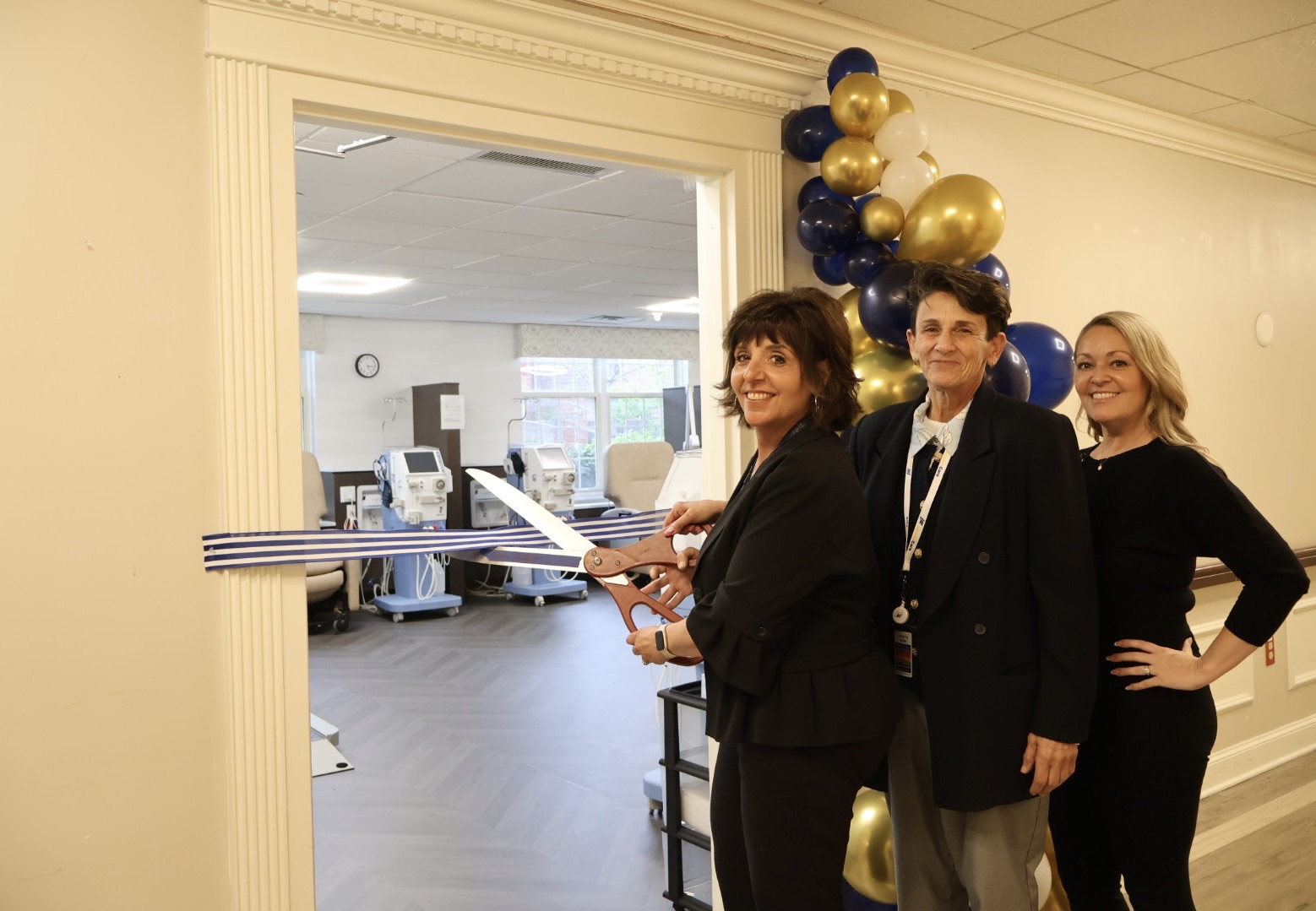 Dialysis suite opening at Advinia Care Vinnin Square