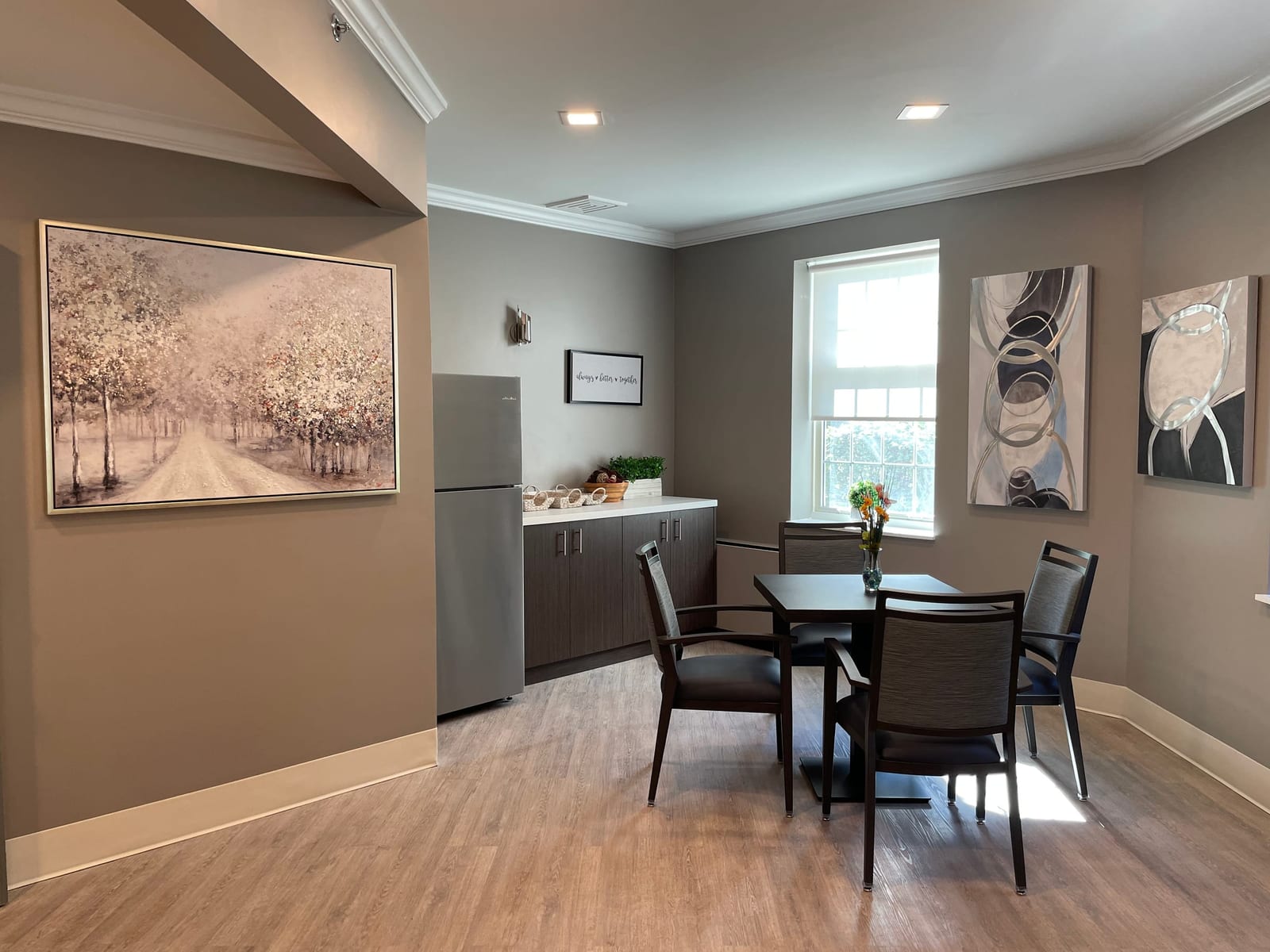 Resident lounge at Advinia Care Vinnin Square